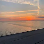 Fewomik In Norddeich, Ruhige Lage, In Hafennaehe 度假居