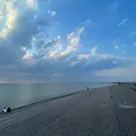 別荘 Fewomik In Norddeich, Ruhige Lage, In Hafennaehe *