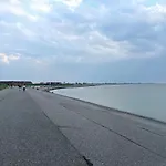 Fewomik In Norddeich, Ruhige Lage, In Hafennaehe Casa de Férias
