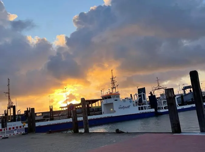 Fewomik In Norddeich, Ruhige Lage, In Hafennaehe Norddeich (Norden)