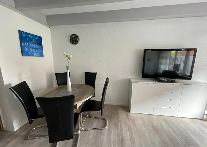 Holiday home Fewomik In Norddeich, Ruhige Lage, In Hafennaehe *